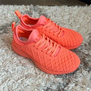 APL TechLoom Phantom